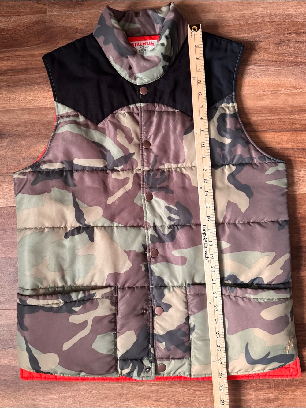 Birdwell Canyon Puffer Vest in Woodland Camo Size Large - Picture 3 of 8